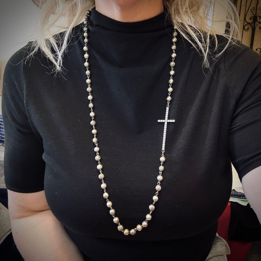 Silver Tone Rosary Style Beaded Cross Necklace Long - Picture 3 of 3